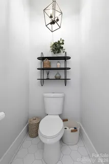a bathroom with a toilet