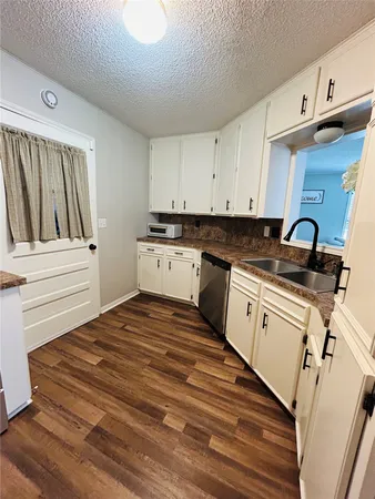 $2,400 | 108 Creek Bend Lane, Columbus, TX 78934