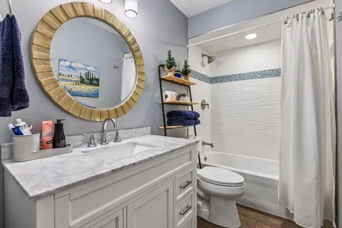 $749,000 | 1140 Hollybrook Drive, Wayzata, MN 55391