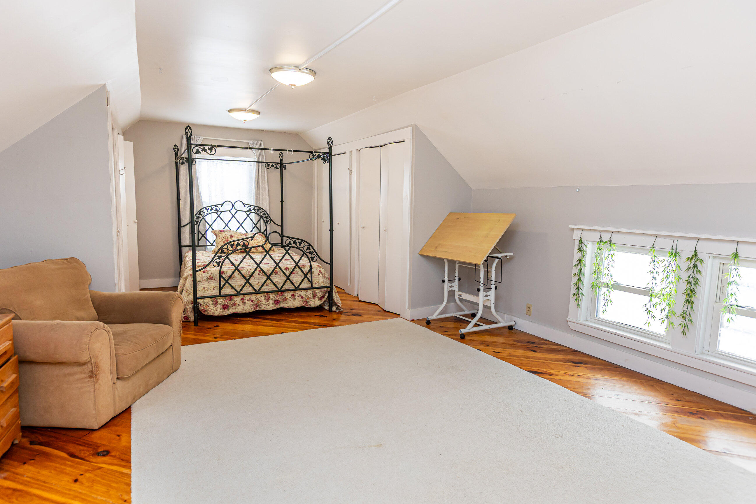 26 High Street Augusta, ME 04330 - Photo 32 of 43 Upstairs-8329
