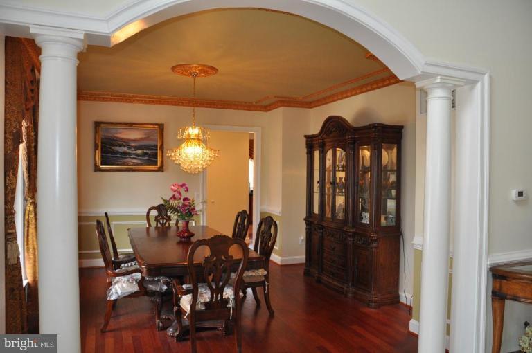 2151 Chain Bridge Road Vienna, VA 22182 - Photo 14 of 30 Dining Room