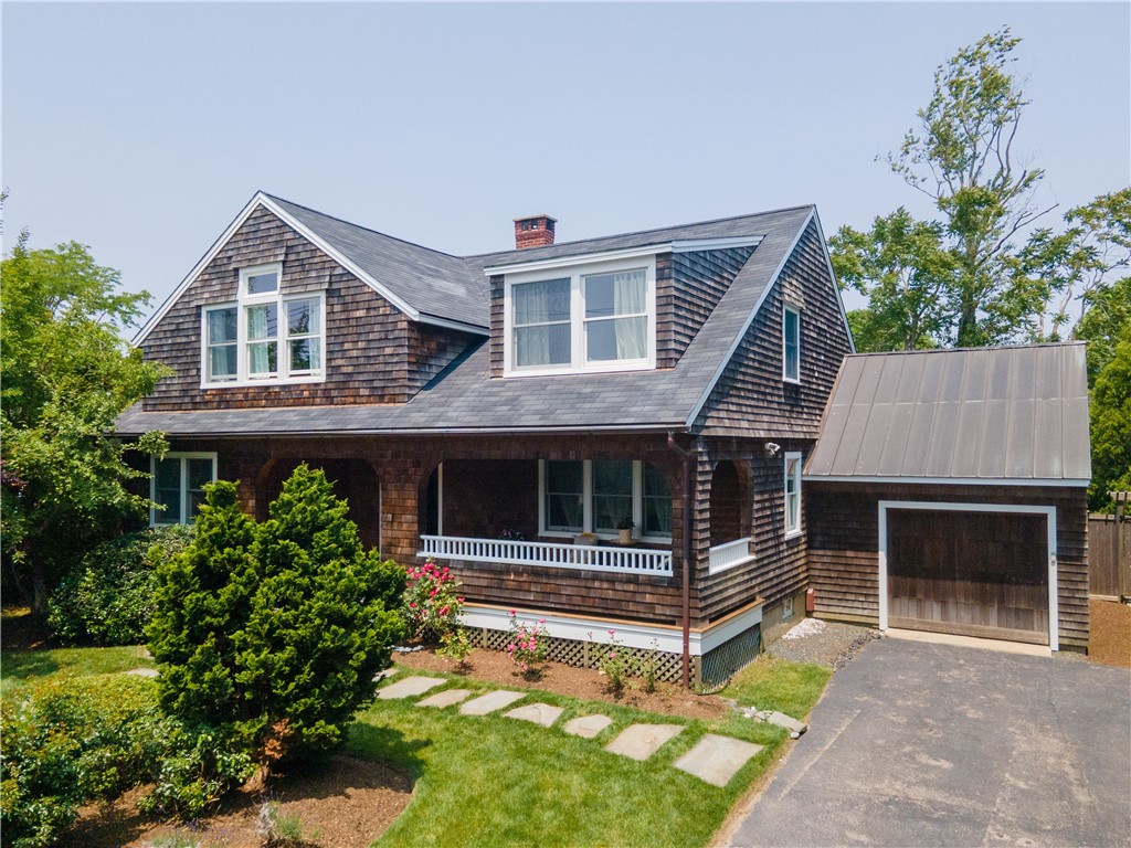 4 Sunset Hill Road Middletown, RI 02842 - Photo 2 of 47 Gallery Image 2