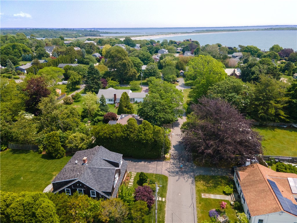 4 Sunset Hill Road Middletown, RI 02842 - Photo 3 of 47 Gallery Image 3