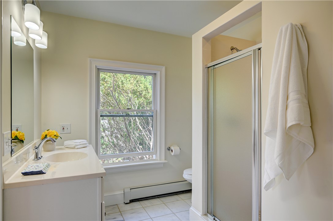 4 Sunset Hill Road Middletown, RI 02842 - Photo 37 of 47 Gallery Image 37