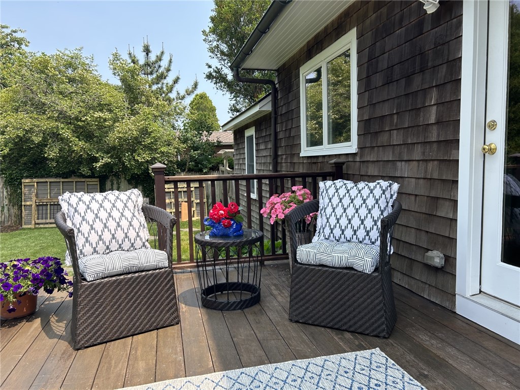 4 Sunset Hill Road Middletown, RI 02842 - Photo 42 of 47 Gallery Image 42