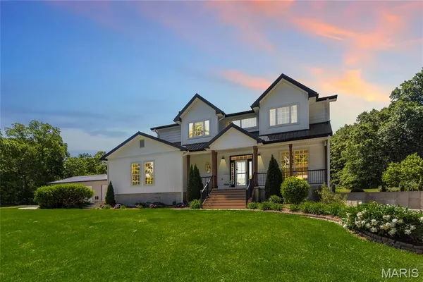 $775,000 | 21762 Country Life Acres, Warrenton, MO 63383