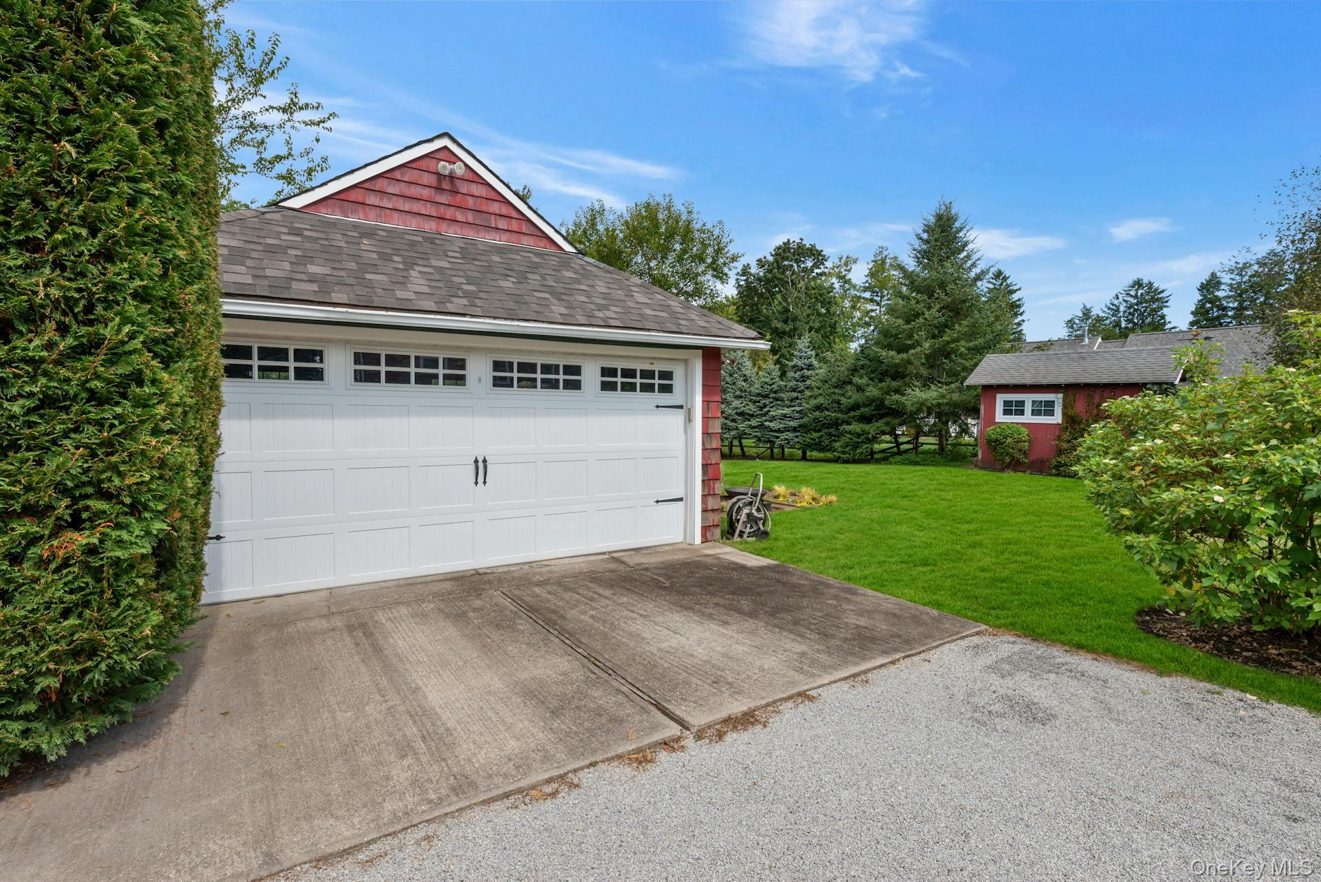 15405 Main Road Mattituck, NY 11952 - Photo 24 of 27