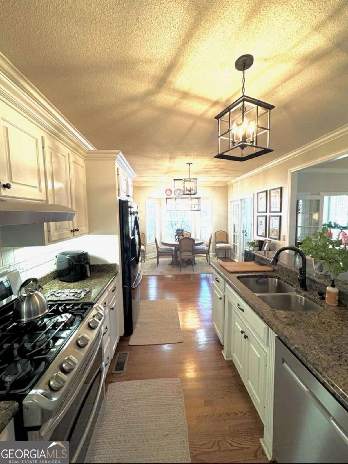 11 Ridgewood Drive Tifton, GA 31793 - Photo 3 of 22