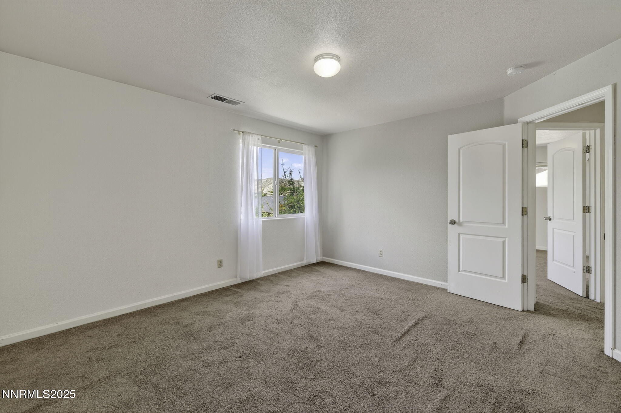 3181 Sky Country Drive Reno, NV 89503 - Photo 27 of 41 41-web-or-mls-3181 Sky Country-36
