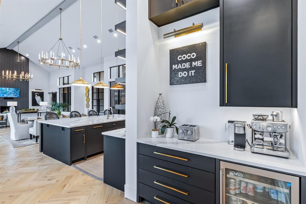 1129 Beacon Shr Road Kemp, TX 75143 - Photo 16 of 40 a kitchen with stainless steel appliances granite countertop a stove and cabinets
