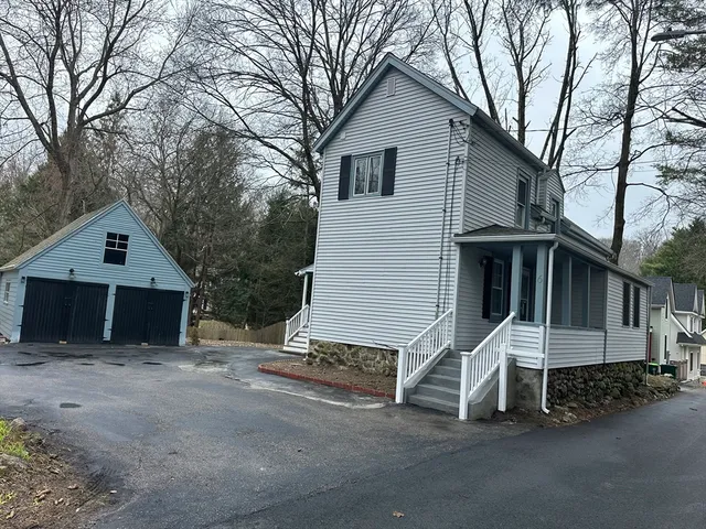 $1,190,000 | 6 Oakland Circle, Wellesley, MA 02481