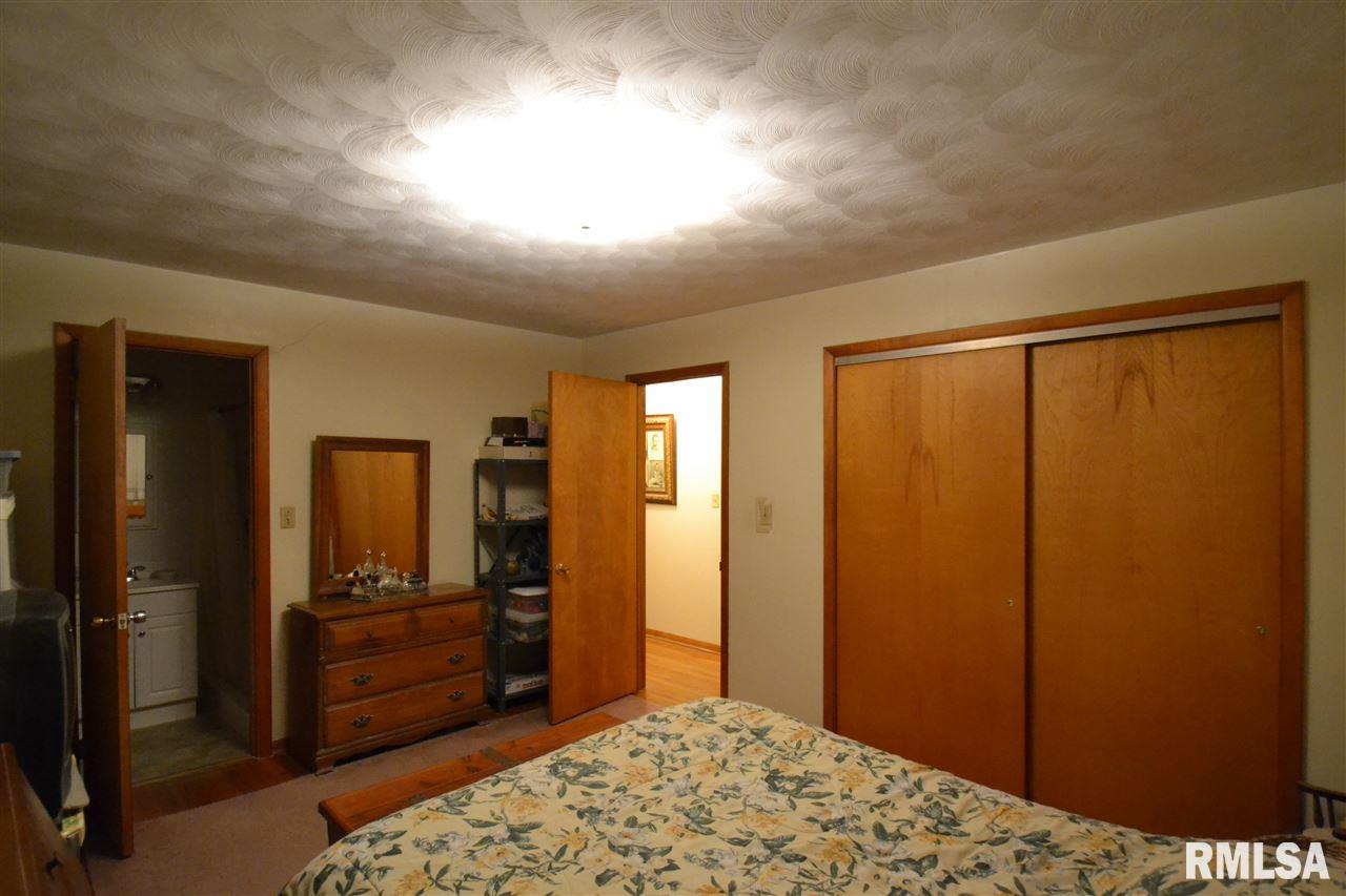 26 Green Drive Decatur, IL 62526 - Photo 12 of 26