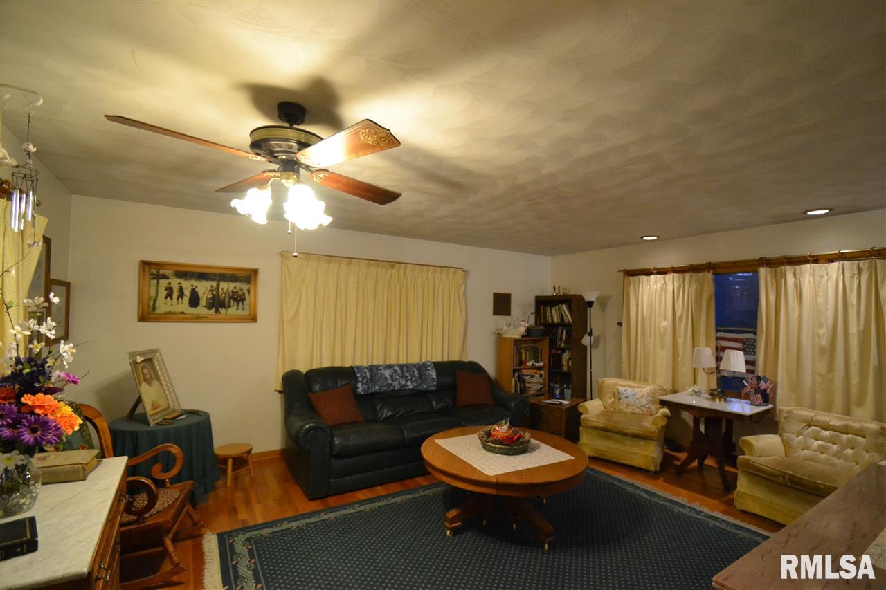26 Green Drive Decatur, IL 62526 - Photo 7 of 26