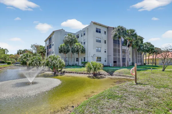 $175,000 | 1830 Southwest 81st Avenue, Unit 4107, North Lauderdale, FL 33068