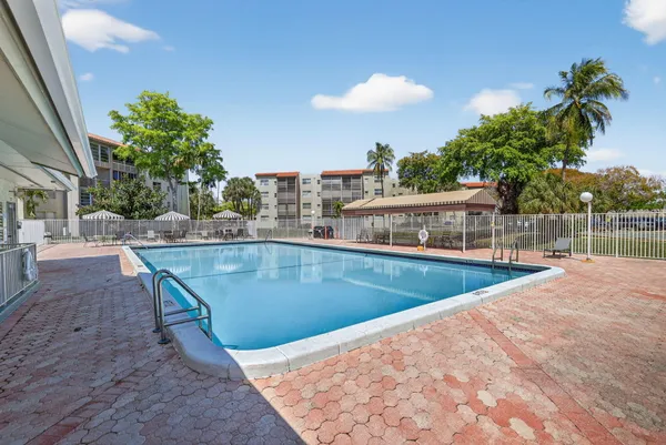 $175,000 | 1830 Southwest 81st Avenue, Unit 4107, North Lauderdale, FL 33068