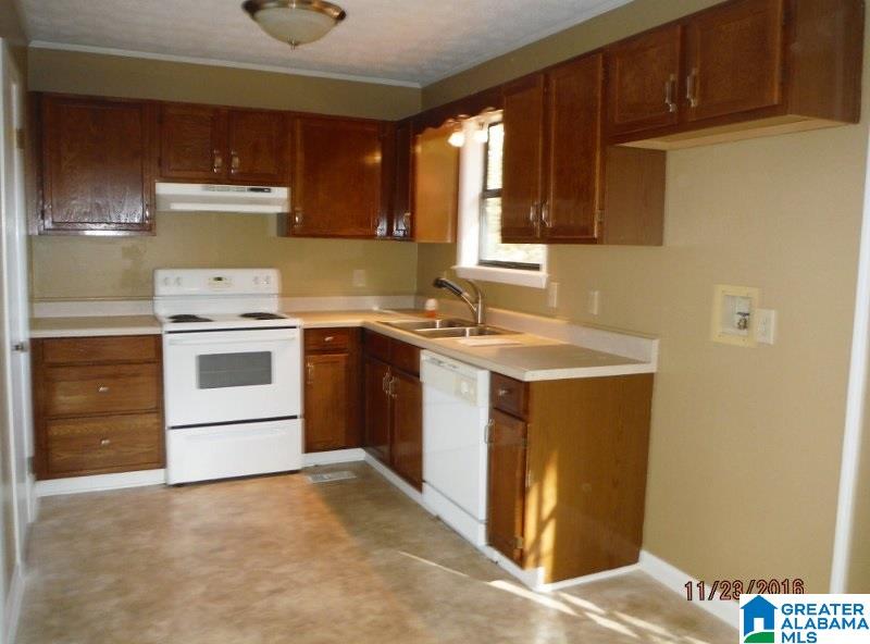 1214 Pointer Drive Southwest Jacksonville, AL 36265 - Photo 6 of 22