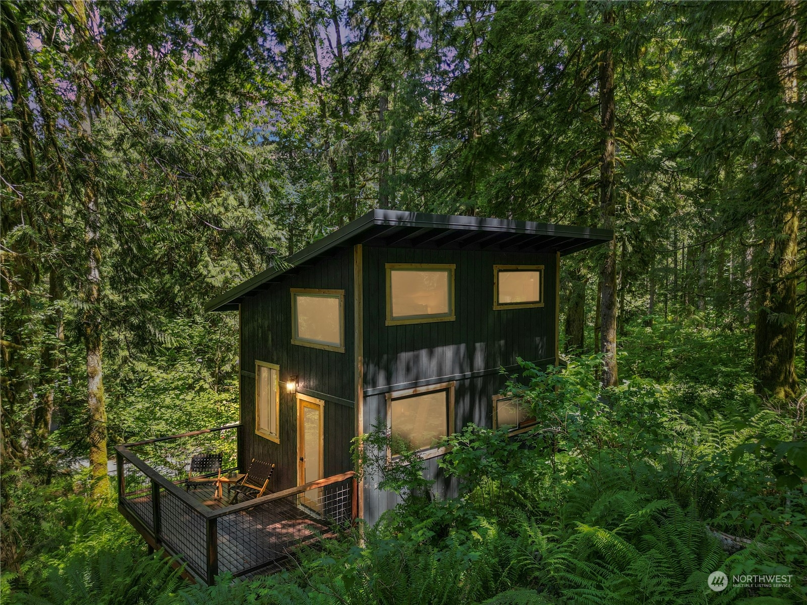 51818 South Riverside Road Gold Bar, WA 98251 - Photo 32 of 35 front view of a house with a small yard