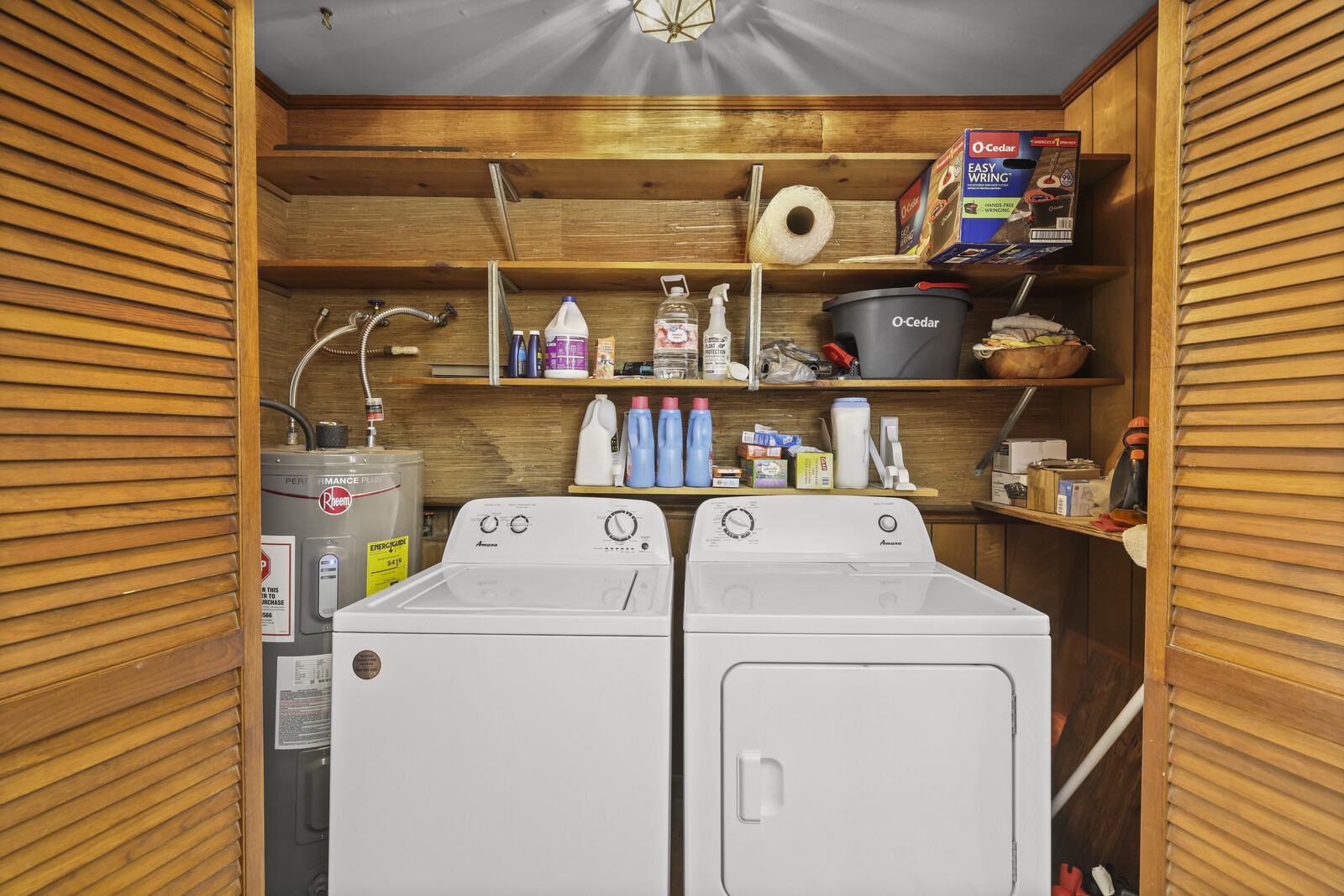 2521 Old Airport Road Hillsboro, TN 37342 - Photo 20 of 87 a utility room with dryer and washer