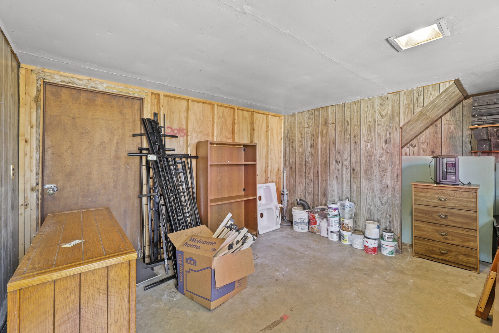 2521 Old Airport Road Hillsboro, TN 37342 - Photo 59 of 87 a view of room with furniture and a window