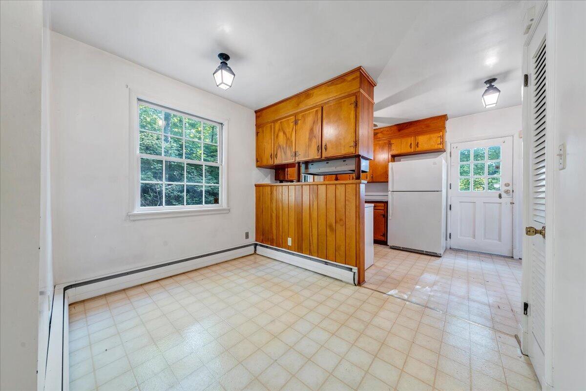 1009 Hardy Road Vinton, VA 24179 - Photo 12 of 38 15-MIB06736