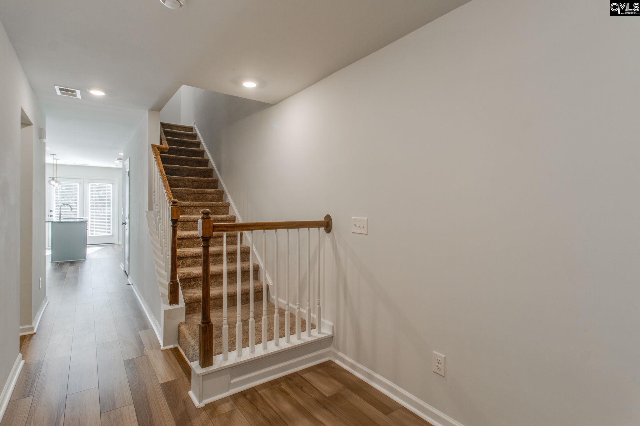 316 Reedmace Court Lexington, SC 29072 - Photo 4 of 32 Gallery Image 4