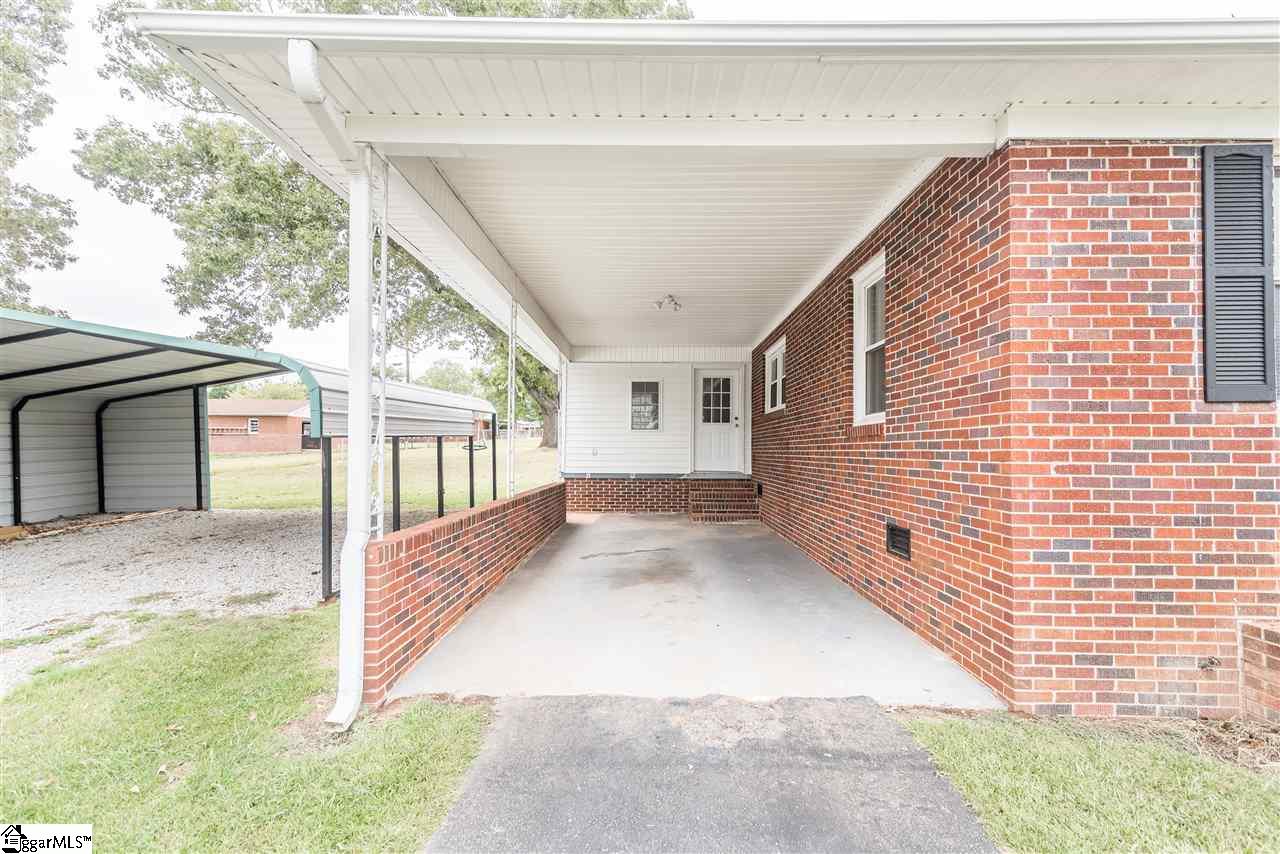 201 Maple Street Woodruff, SC 29388 - Photo 3 of 25 Gallery Image 3