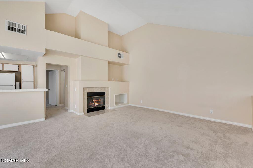 4240 Lost Hills Road, Unit 1206 Calabasas, CA 91301 - Photo 5 of 26 ZmncK36Q