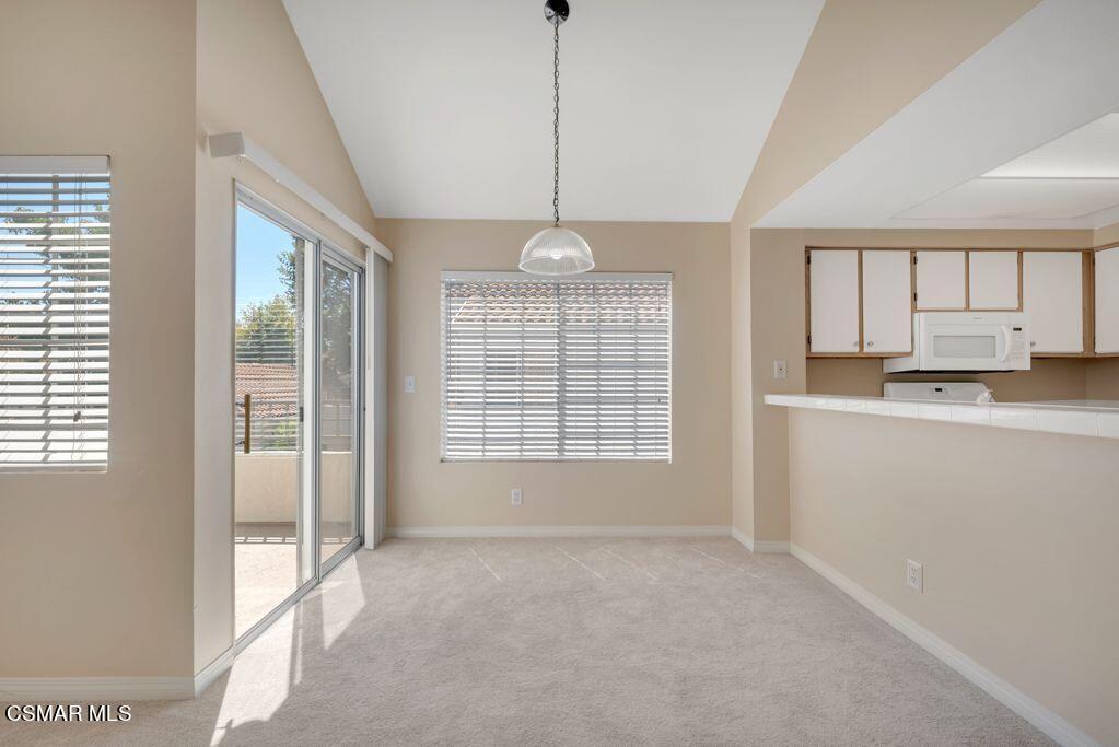 4240 Lost Hills Road, Unit 1206 Calabasas, CA 91301 - Photo 8 of 26 JXmYt_uA