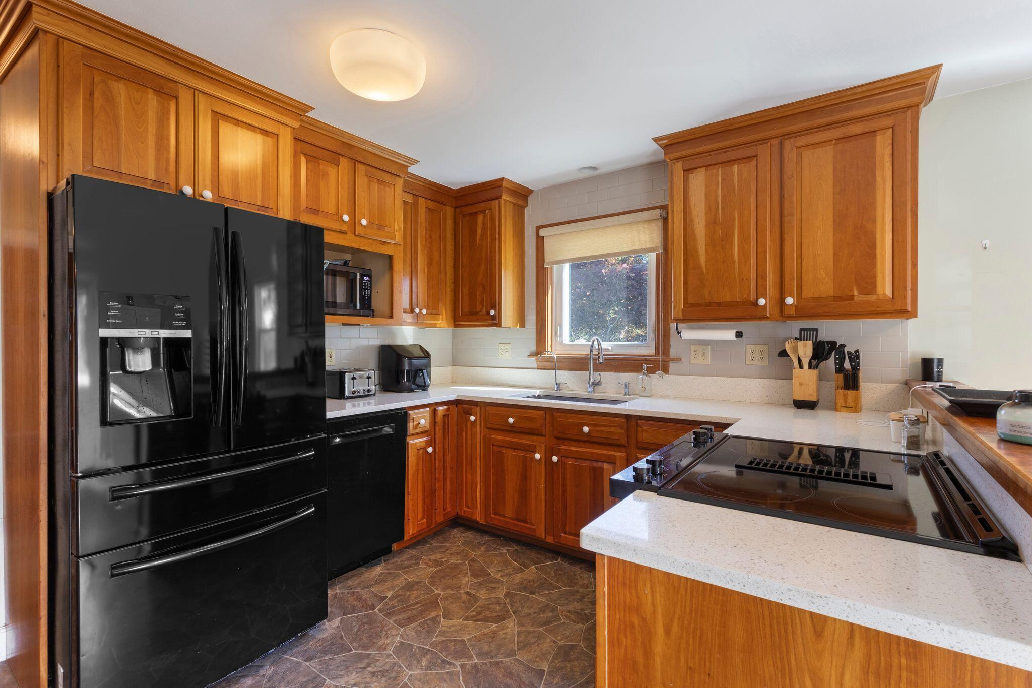15 Gromble Way Windham, ME 04062 - Photo 8 of 45 15_Gromble_Wy_023