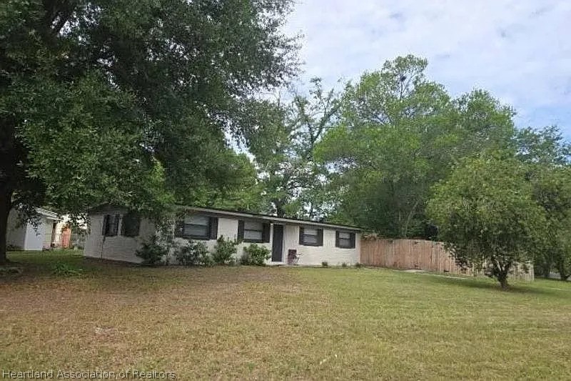 7578 Ridgeway Road East Jacksonville, FL 32244 - Photo 1 of 5