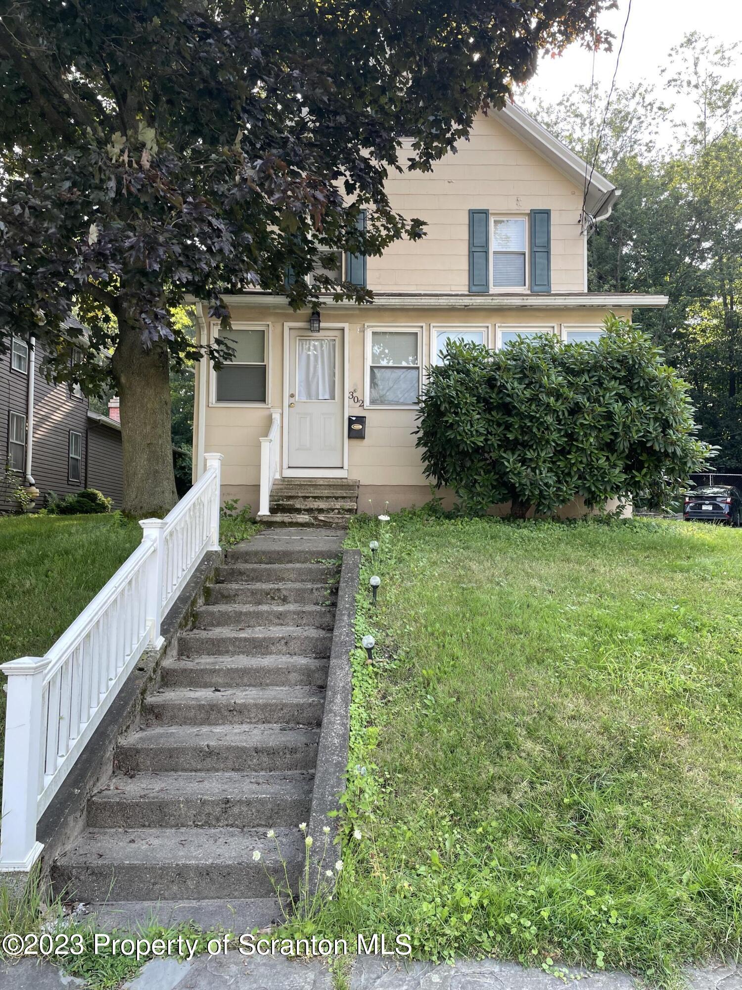302 Center Street Clarks Summit, PA 18411 - Photo 2 of 37