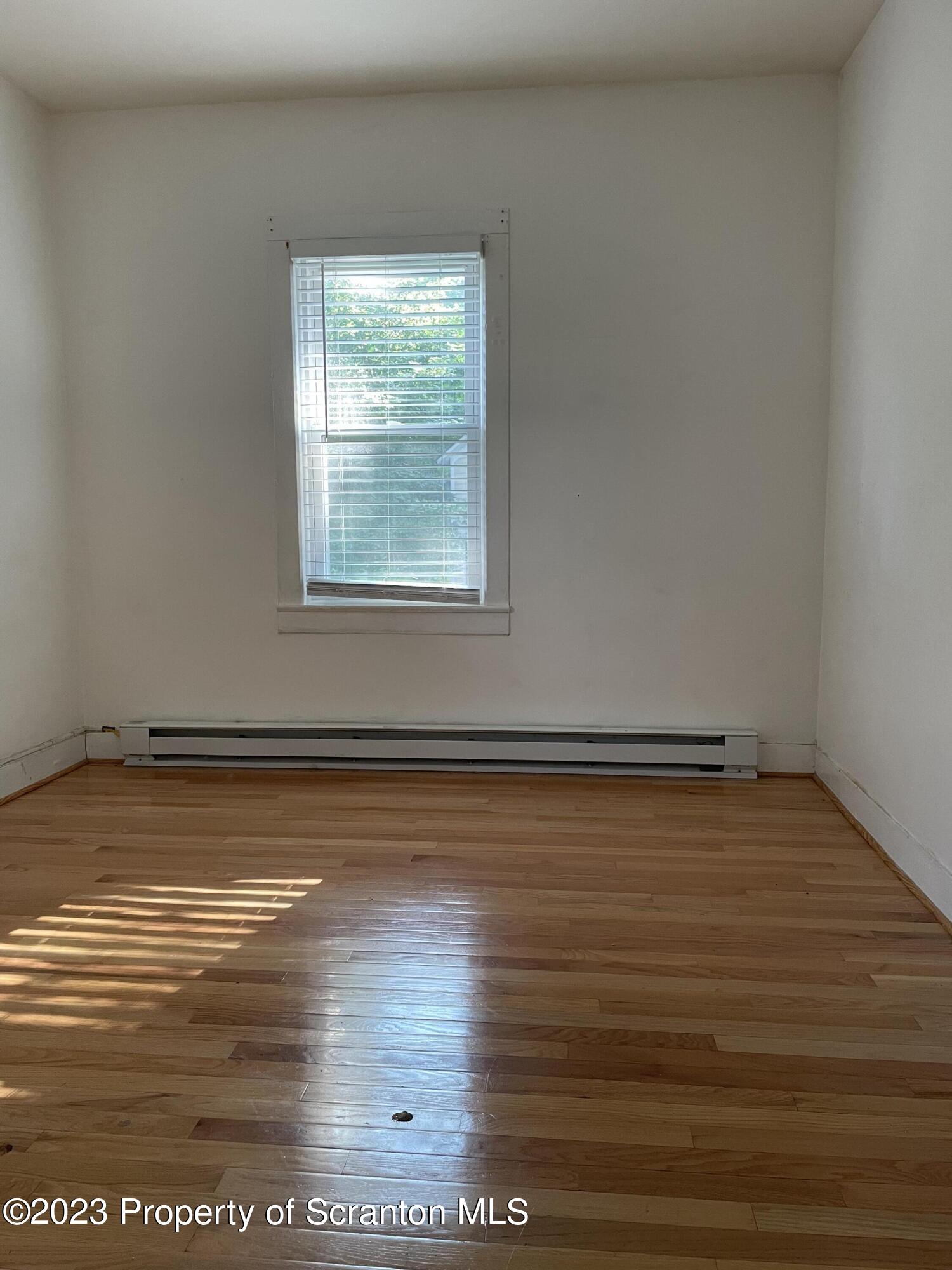 302 Center Street Clarks Summit, PA 18411 - Photo 31 of 37
