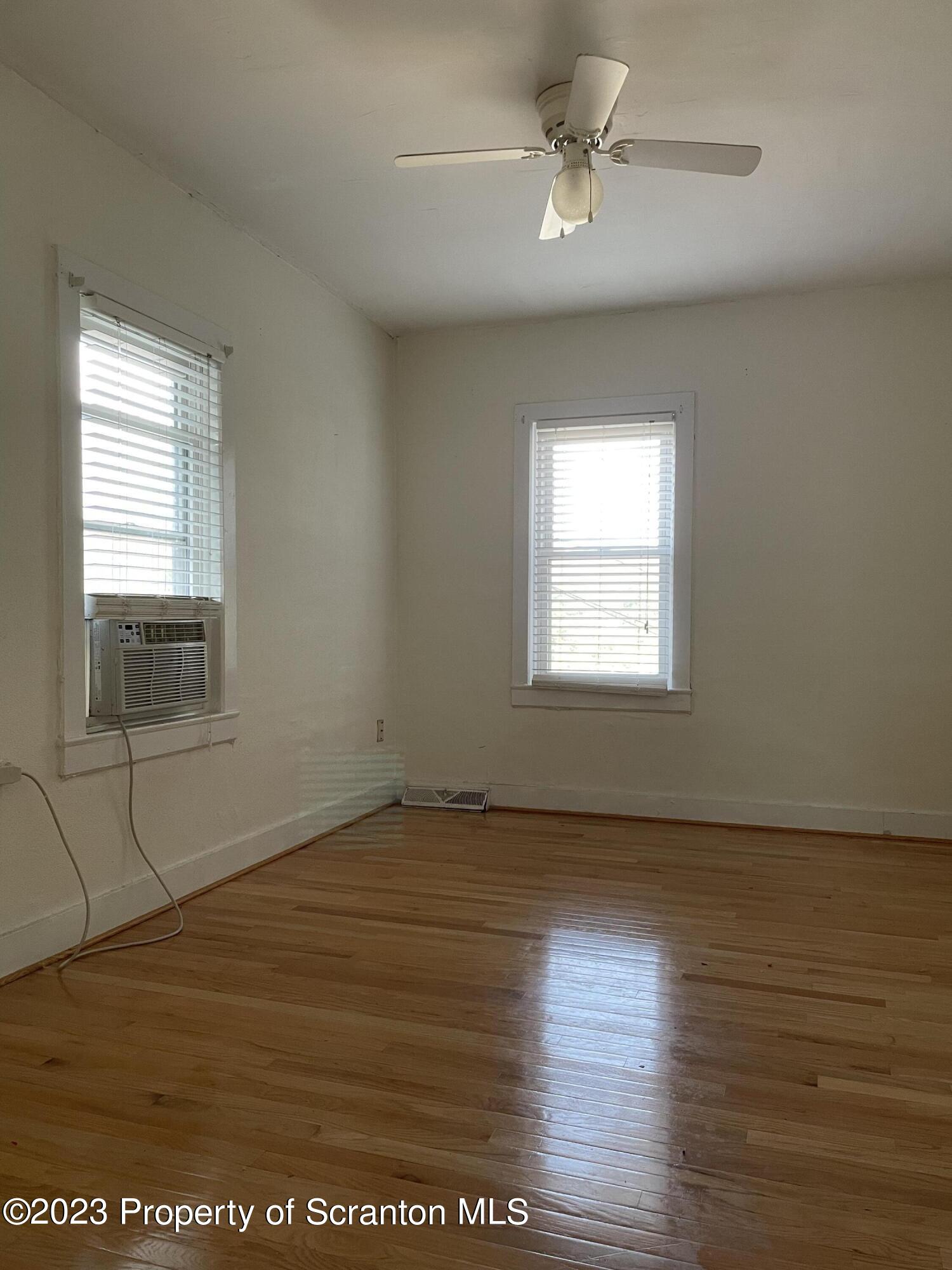 302 Center Street Clarks Summit, PA 18411 - Photo 34 of 37