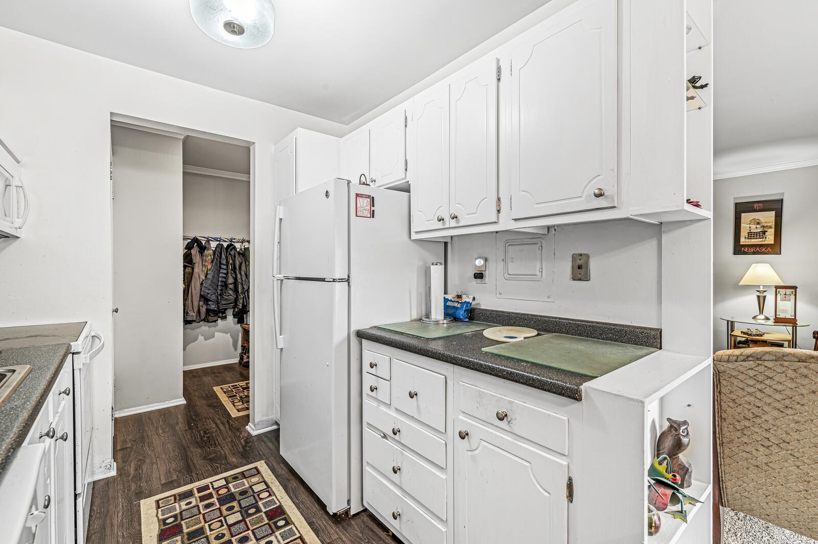 2500 Topsfield Road, Unit 416 South Bend, IN 46614 - Photo 4 of 18