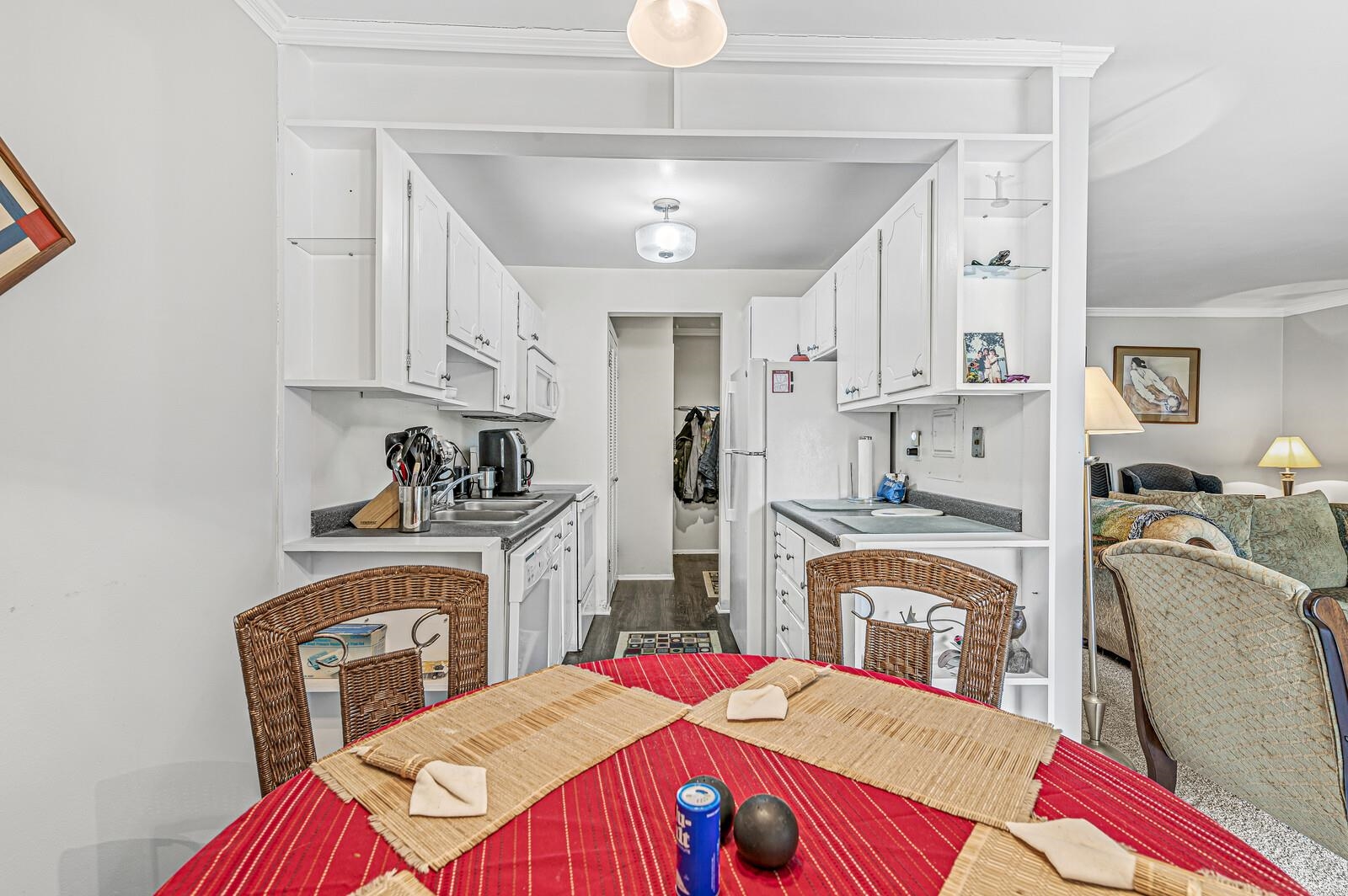 2500 Topsfield Road, Unit 416 South Bend, IN 46614 - Photo 5 of 18
