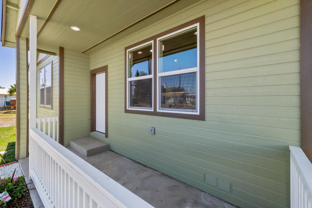 330 North Elm Street Merrill, OR 97633 - Photo 4 of 23