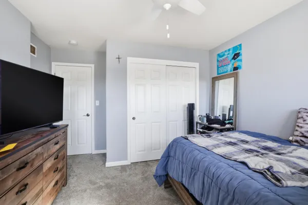 $438,500 | 717 Chadwick Drive, Watertown, WI 53094
