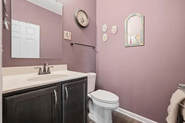 $438,500 | 717 Chadwick Drive, Watertown, WI 53094