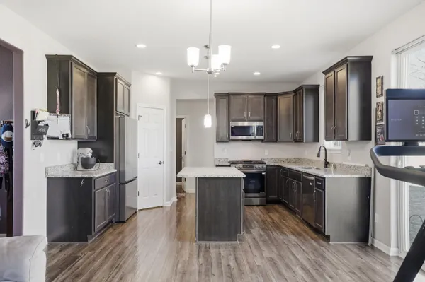 $438,500 | 717 Chadwick Drive, Watertown, WI 53094