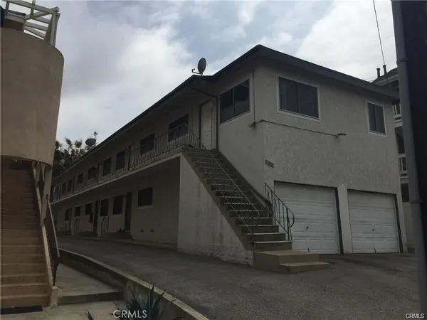 $2,000 | 640 West Imperial Avenue, Unit 2, El Segundo, CA 90245