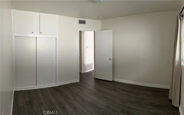 $2,000 | 640 West Imperial Avenue, Unit 2, El Segundo, CA 90245