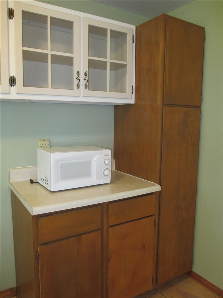 2970 South Kirby Road Bloomington, IN 47403 - Photo 9 of 25 Gallery Image 9