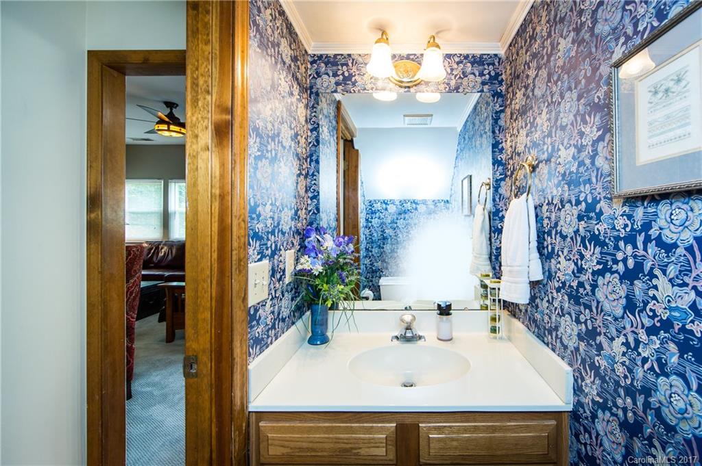 9331 Marshbrooke Road, Unit 28 Matthews, NC 28105 - Photo 14 of 24 Gallery Image 14