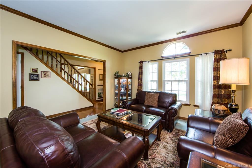 9331 Marshbrooke Road, Unit 28 Matthews, NC 28105 - Photo 6 of 24 Gallery Image 6