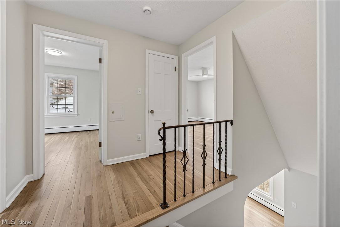 20945 Halworth Road Shaker Heights, OH 44122 - Photo 23 of 50 The Second Floor Hall