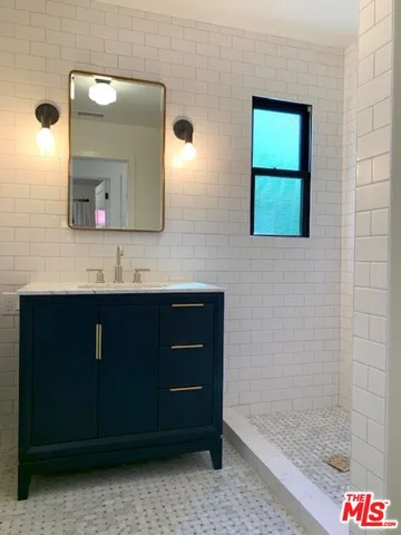 $4,500 | 1244 South Sycamore Avenue, Los Angeles, CA 90019