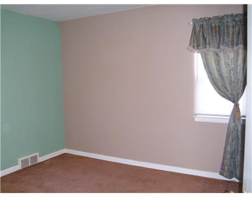 1731 Longview Drive Springfield, OH 45504 - Photo 6 of 13 Gallery Image 6
