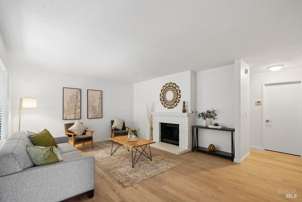 1167 Meridian Circle Santa Rosa, CA 95401 - Photo 2 of 15