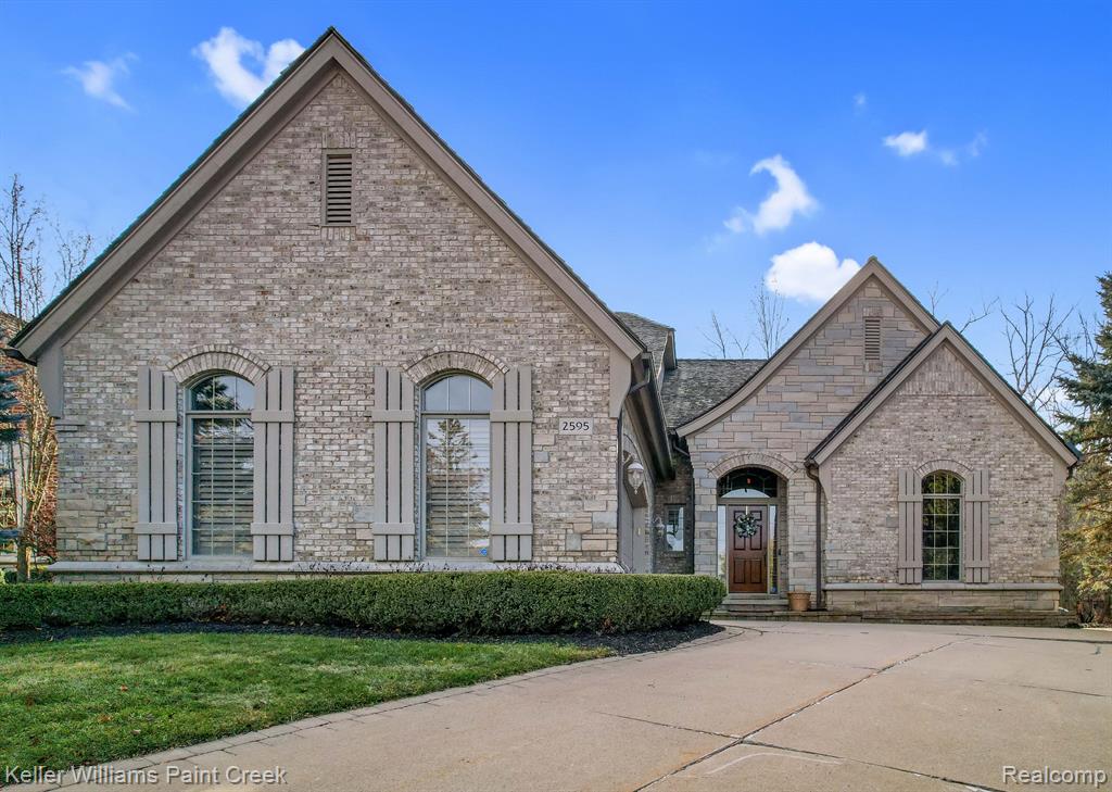2595 Summerlin Court Rochester, MI 48306 - Photo 1 of 45 Gallery Image 1