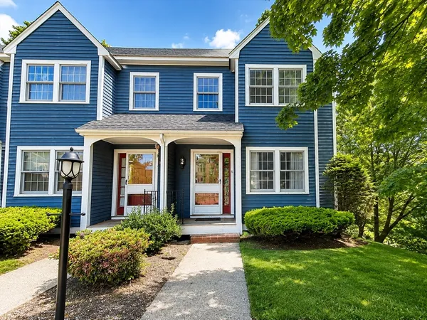 $399,900 | 68 Dover Street, Unit 6, Lowell, MA 01851